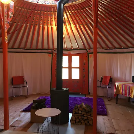 Yourte Volcans Puy De Dome Camping